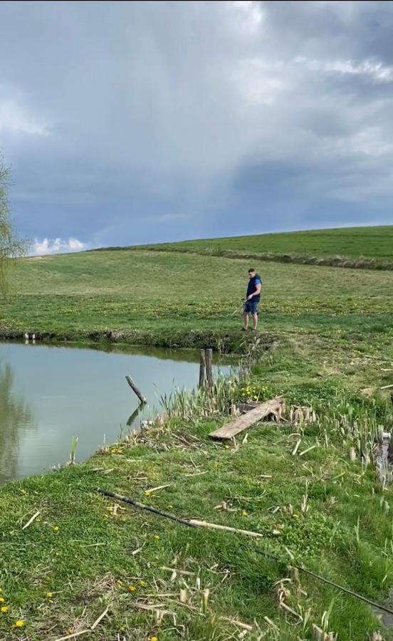Agroturystyka Nad Jeziorem Silickim Ilinscy Silice ภายนอก รูปภาพ